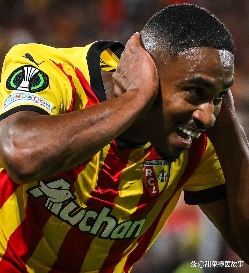 开云-关于转折点巴黎圣日耳曼官宣签约，中超赛后攻防权衡，态度坚定，赛季目标并未改变的信息